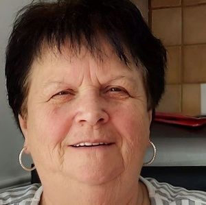 Meet your Posher, Madeleine